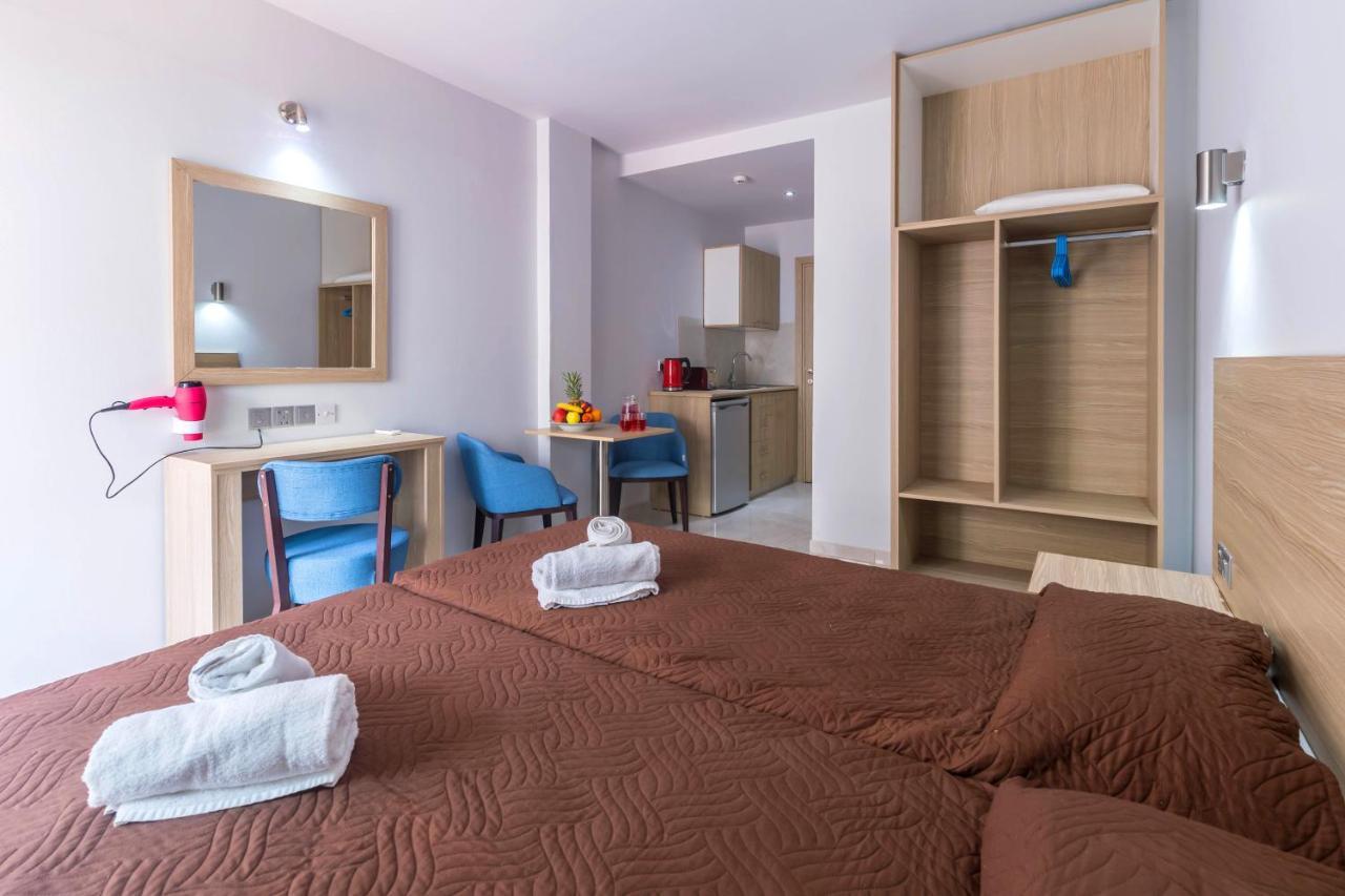 Paul Marie Hotel Apartments アヤナパ エクステリア 写真