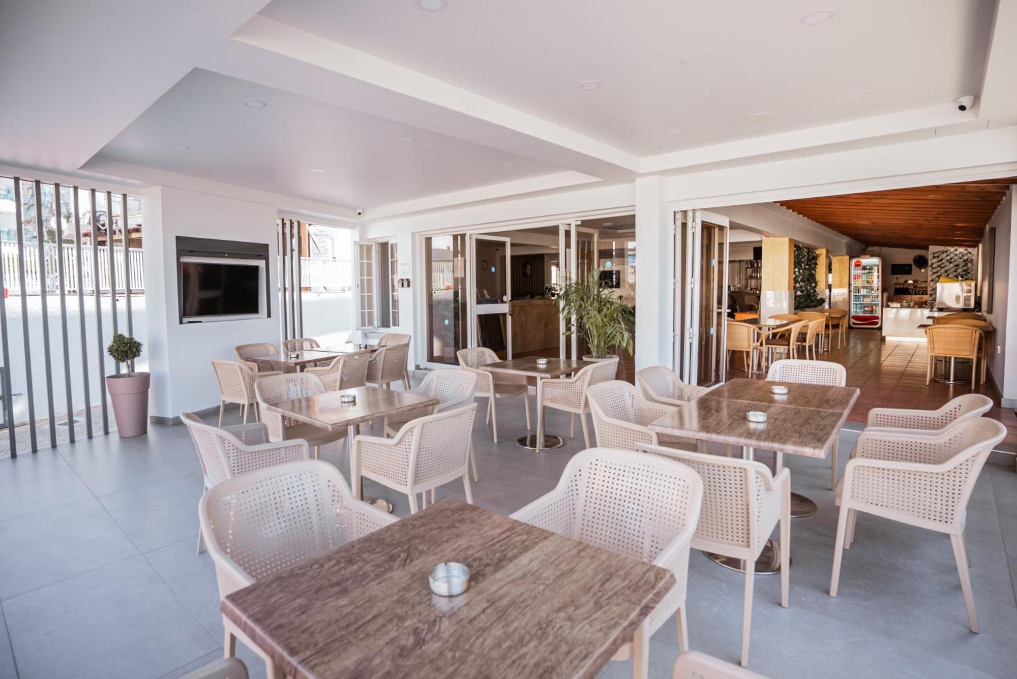 Paul Marie Hotel Apartments アヤナパ エクステリア 写真