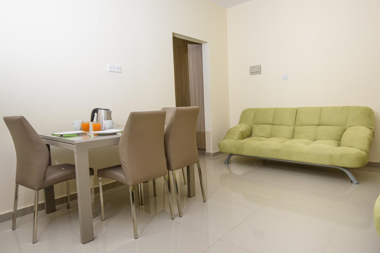 Paul Marie Hotel Apartments アヤナパ エクステリア 写真