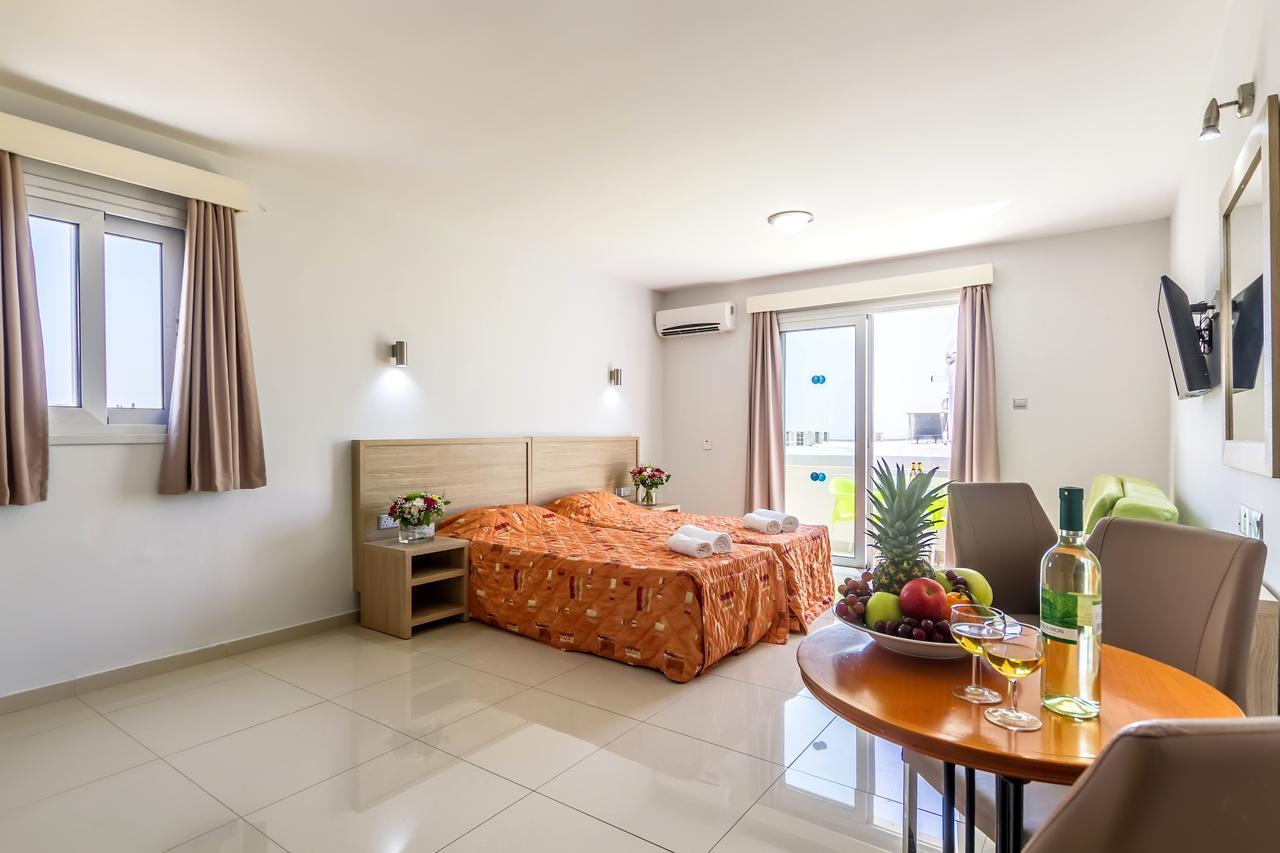 Paul Marie Hotel Apartments アヤナパ エクステリア 写真