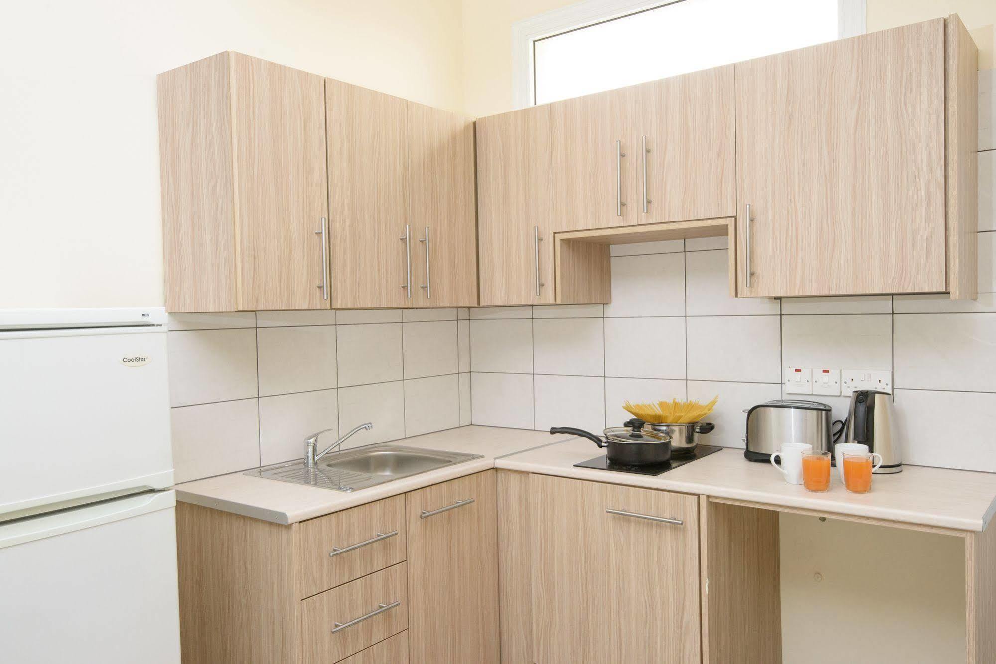 Paul Marie Hotel Apartments アヤナパ エクステリア 写真