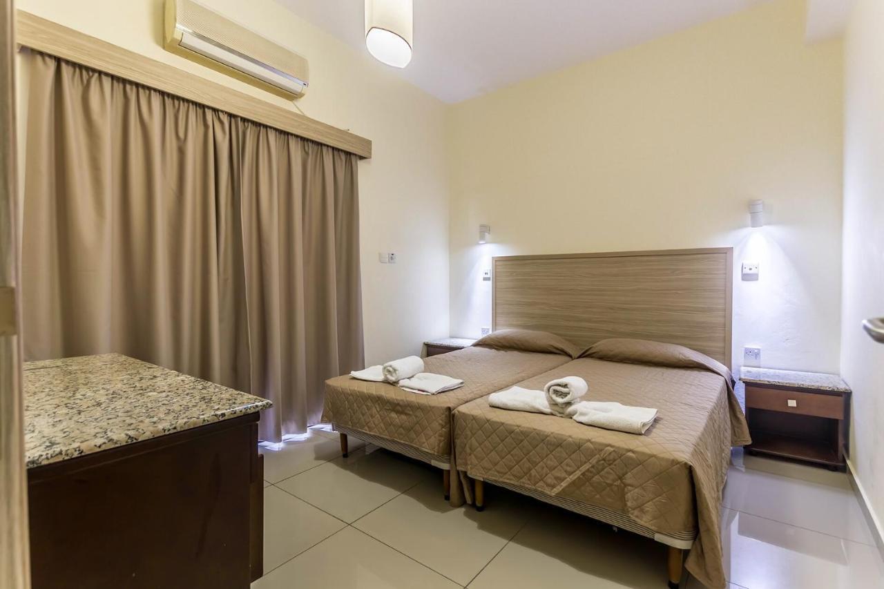 Paul Marie Hotel Apartments アヤナパ エクステリア 写真