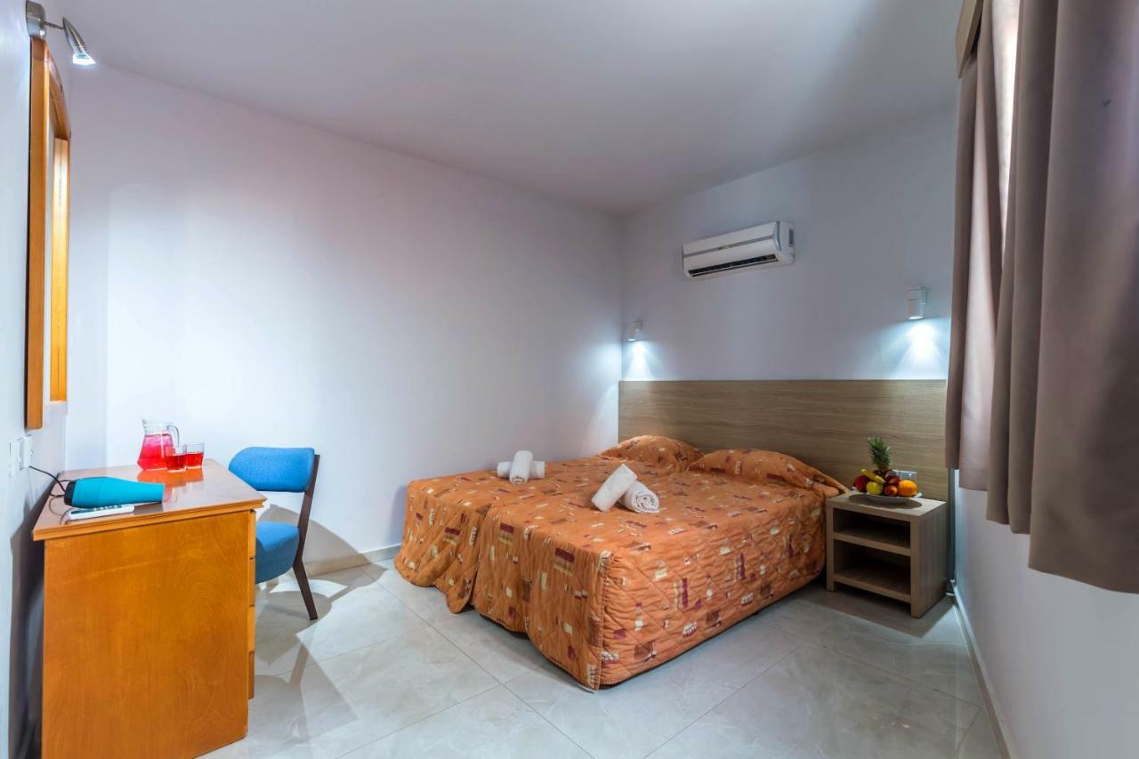 Paul Marie Hotel Apartments アヤナパ エクステリア 写真