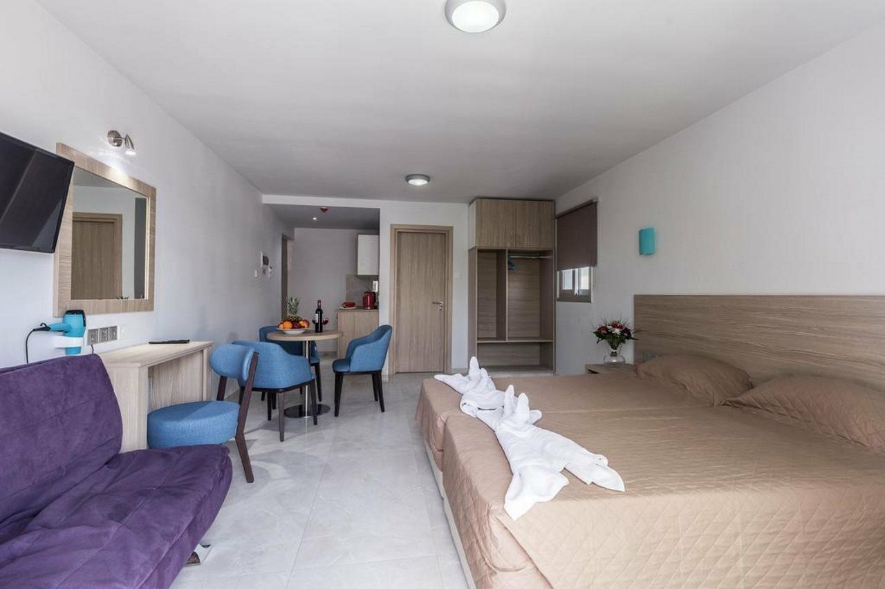 Paul Marie Hotel Apartments アヤナパ エクステリア 写真